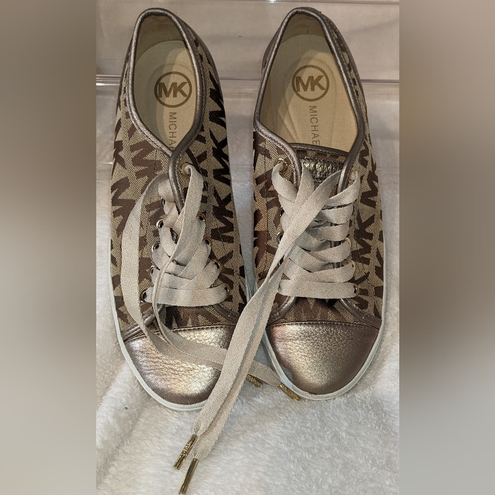 Michael‎ Kors Tennis Lace Up Shoes Monogram City Sneakers Size 7.5
